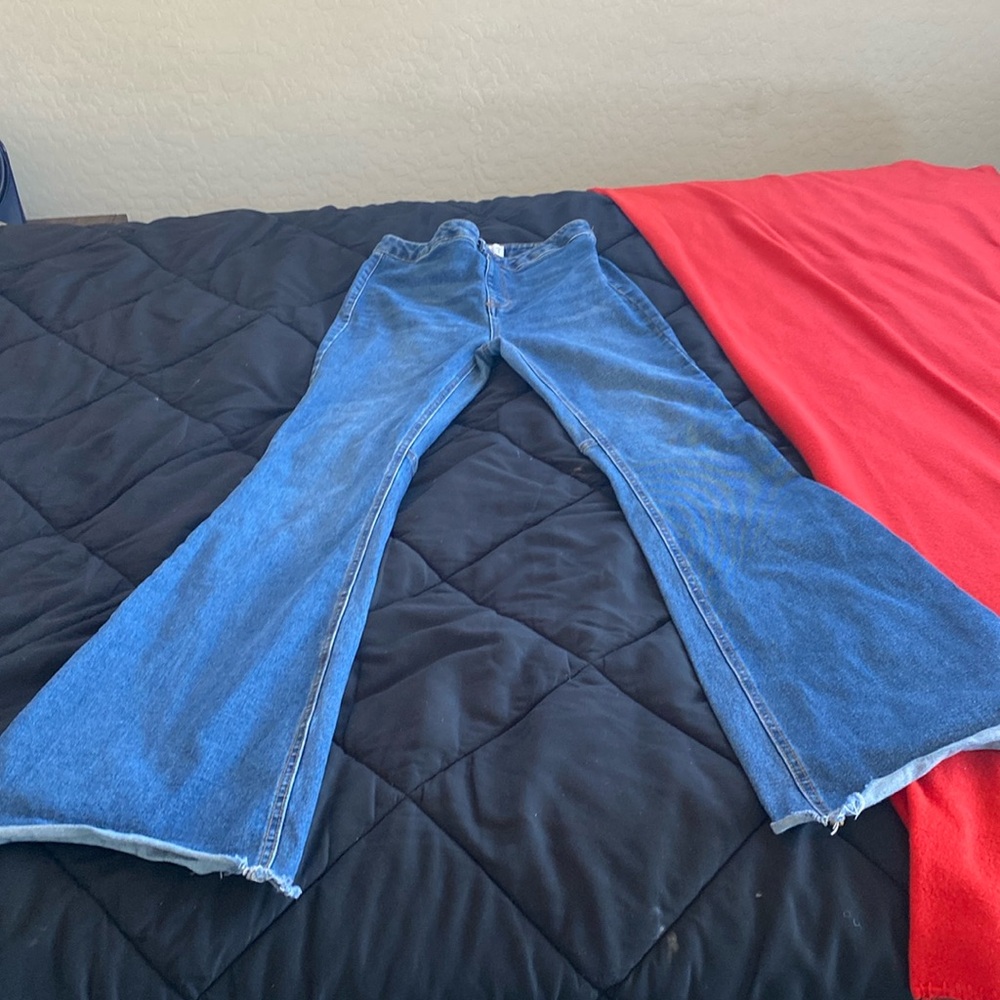 I cant fit these anymore but i wore them maybe 3 times they are a size 3 !